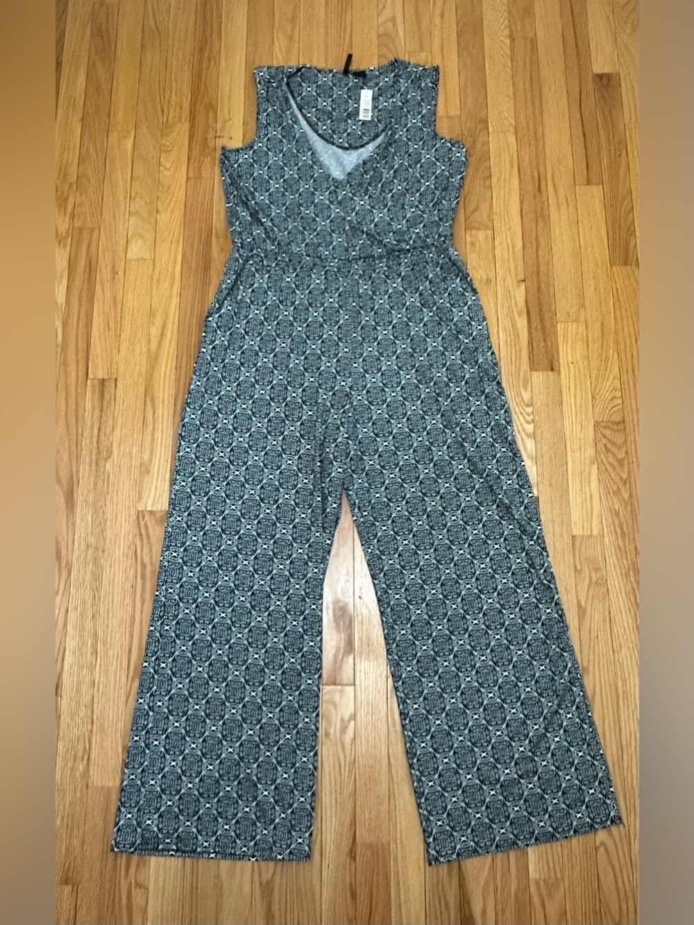 belk Black & White Geometric Sleeveless Wide-Leg Jumpsuit
